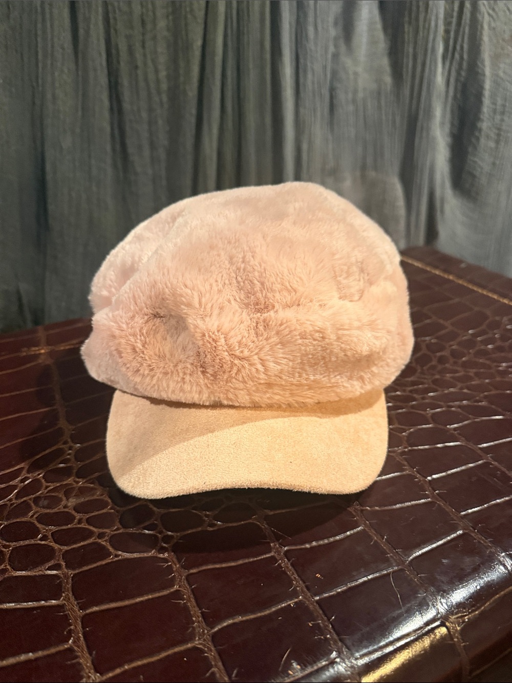 Plush Faux Fur Baker Boy Cap in Blush